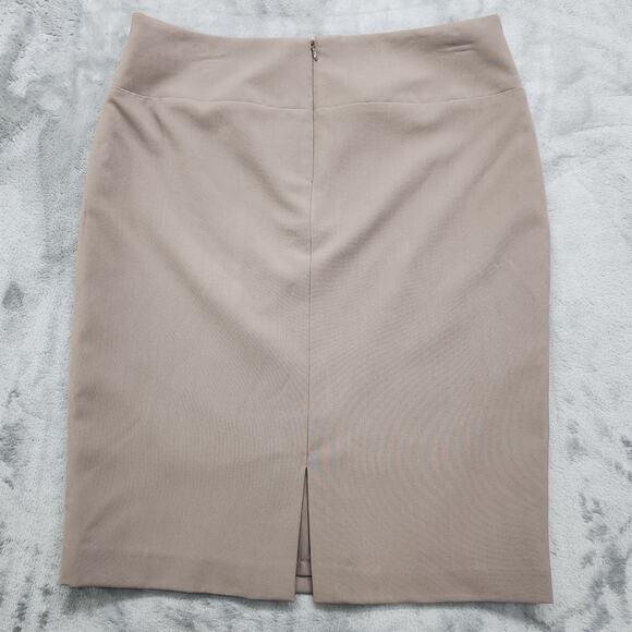 Alfani Skirt Size 6 Tan Pencil Straight Cut Stretch Back Slit Office Career - Picture 2 of 7